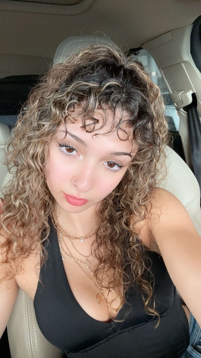 Alana Grace