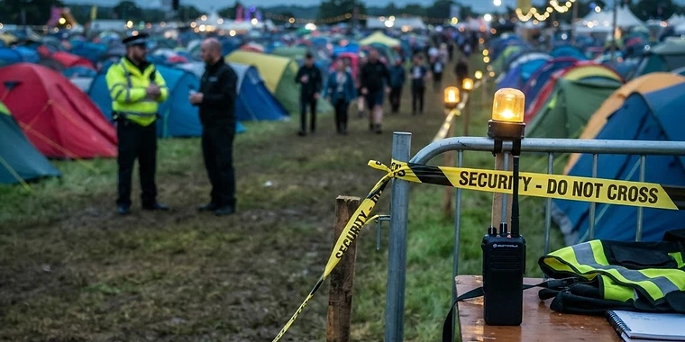 音乐节安全：Tiree Music Festival 发生事件，警方展开调查