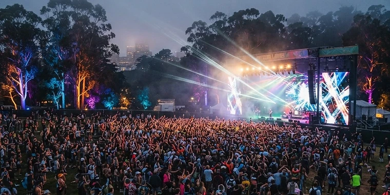 Elfogytak az Outside Lands normál és VIP-jegyei, az Amazon közvetíti a fesztivált