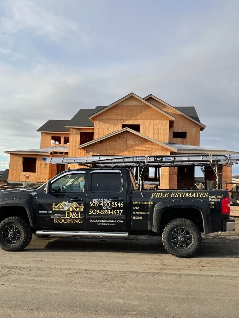 DNL Roofing Truck