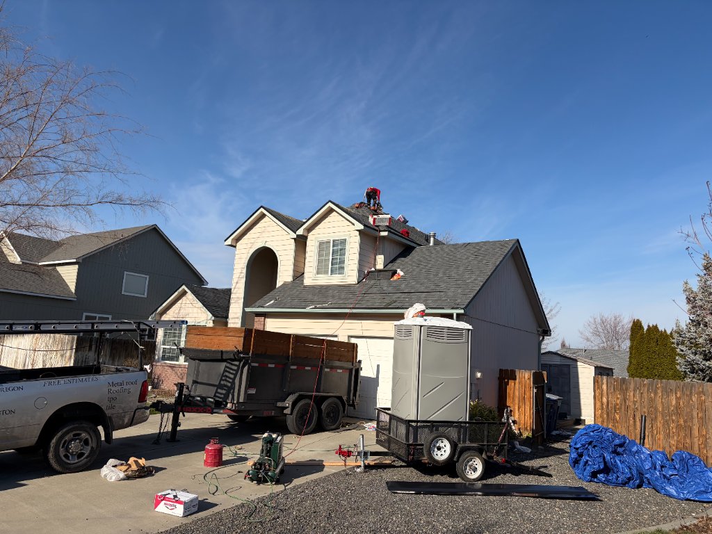 DNL Roofing Crew On Site