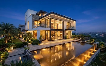 Royal Garden Villas