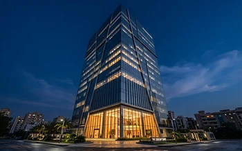 Akram Corporate Square