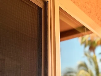 Screen & Frame Detail