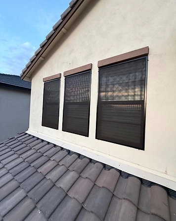 Upper-Floor Triple Sun Screens