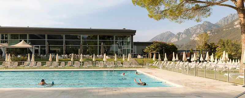 Piscina esterna Pratogrande Sport Village