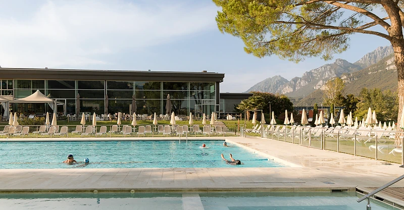 Piscina esterna Pratogrande Sport Village