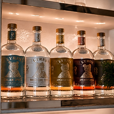 Non-alcoholic spirits collection