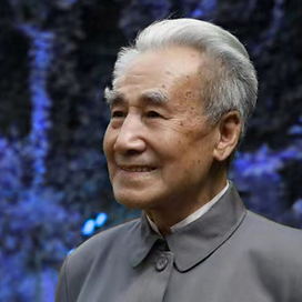 Dr. Pang Ming, founder of Zhineng Qigong and the Huaxia Medicineless Hospital