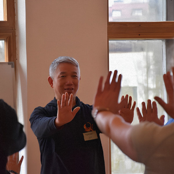 Master Yuantong Liu, Zhineng Qigong Master and founder of Life Qi Center