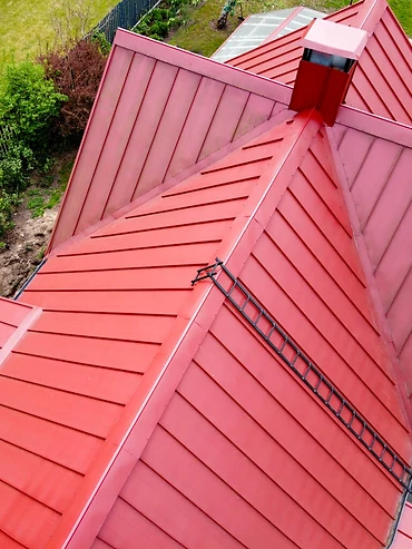 Standing-Seam — Red