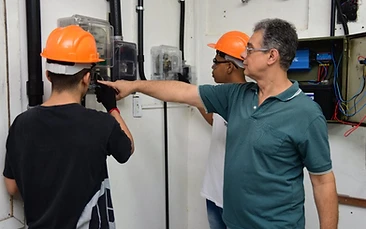 Laboratório de Eletrônica do CTRIO