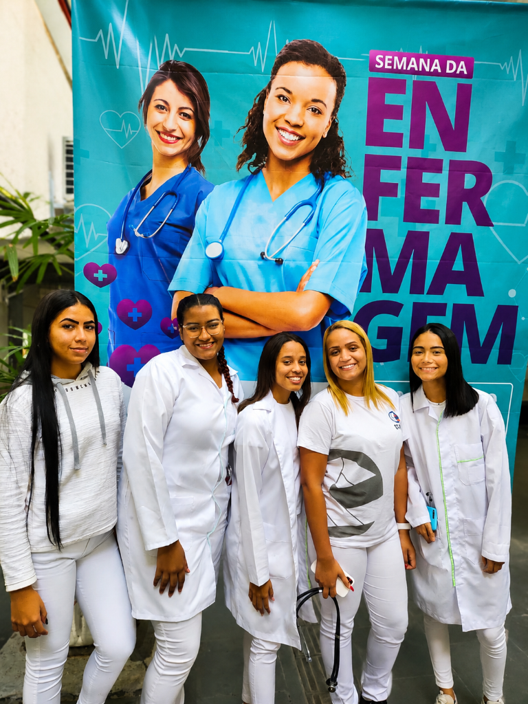 Alunas do Ensino Médio Técnico do CTRIO, Semana da Enfermagem