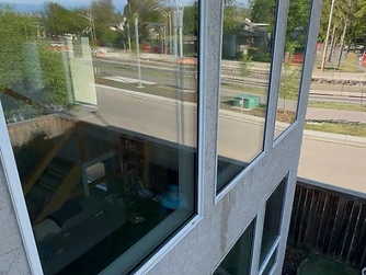 Two-storey window service