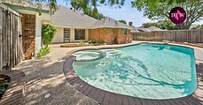 Pool & Spa