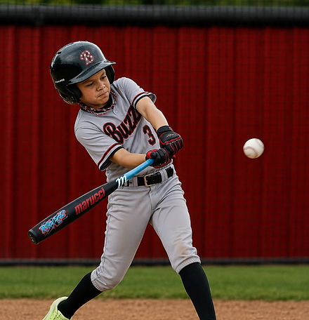 Buzz Baseball youth select baseball player batting in Waco, Texas