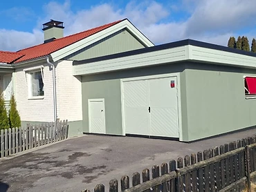 Fasadmålning utförd av HALLDAN Måleri AB