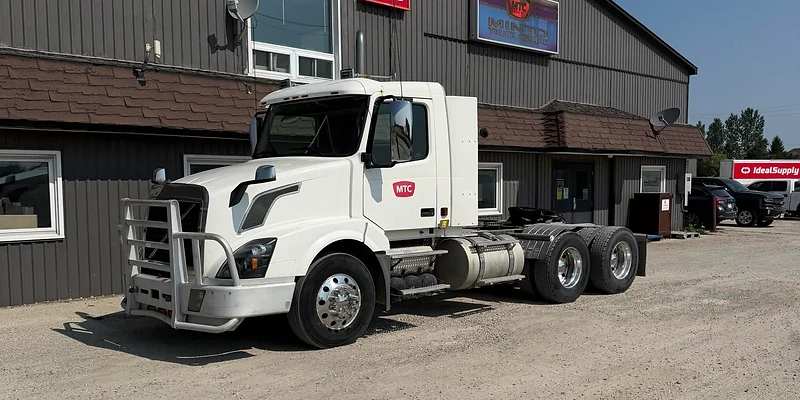 Minto Truck Centre facility with Volvo and Hino signage