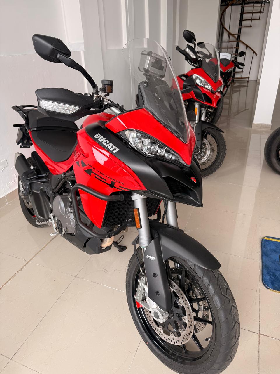 DUCATI MULTISTRADA V2 S