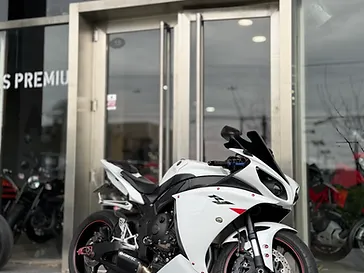 YAMAHA YZF-R1
