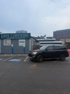 Ford Expedition outside the Lady Caroline in the Flats, Cleveland