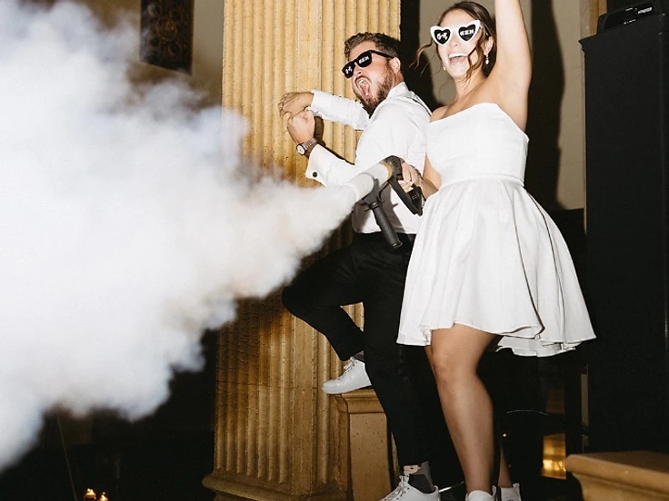 CO2 Cannon at a luxury wedding