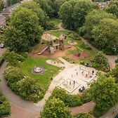 Luchtfoto van de speeltuin