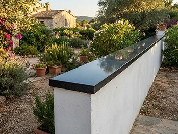 Mauerabdeckung · Nero Assoluto
