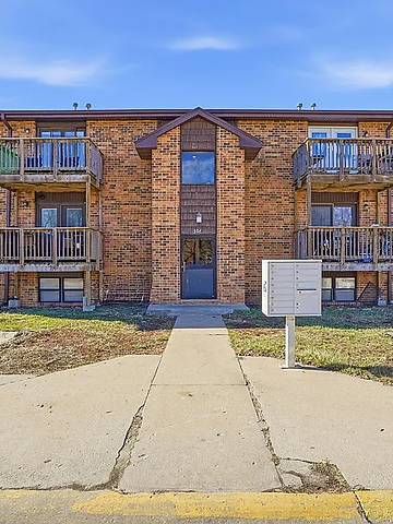  507 Columbia Dr APT J