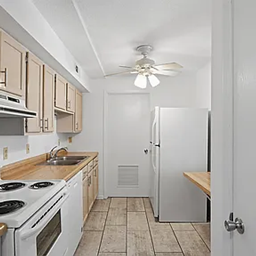 507 Columbia Dr APT J 5