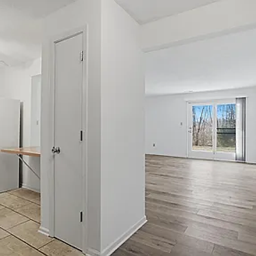 507 Columbia Dr APT J 2