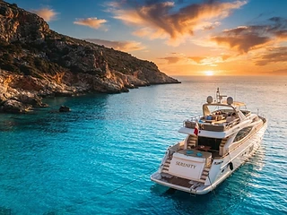 Yachts & Boats