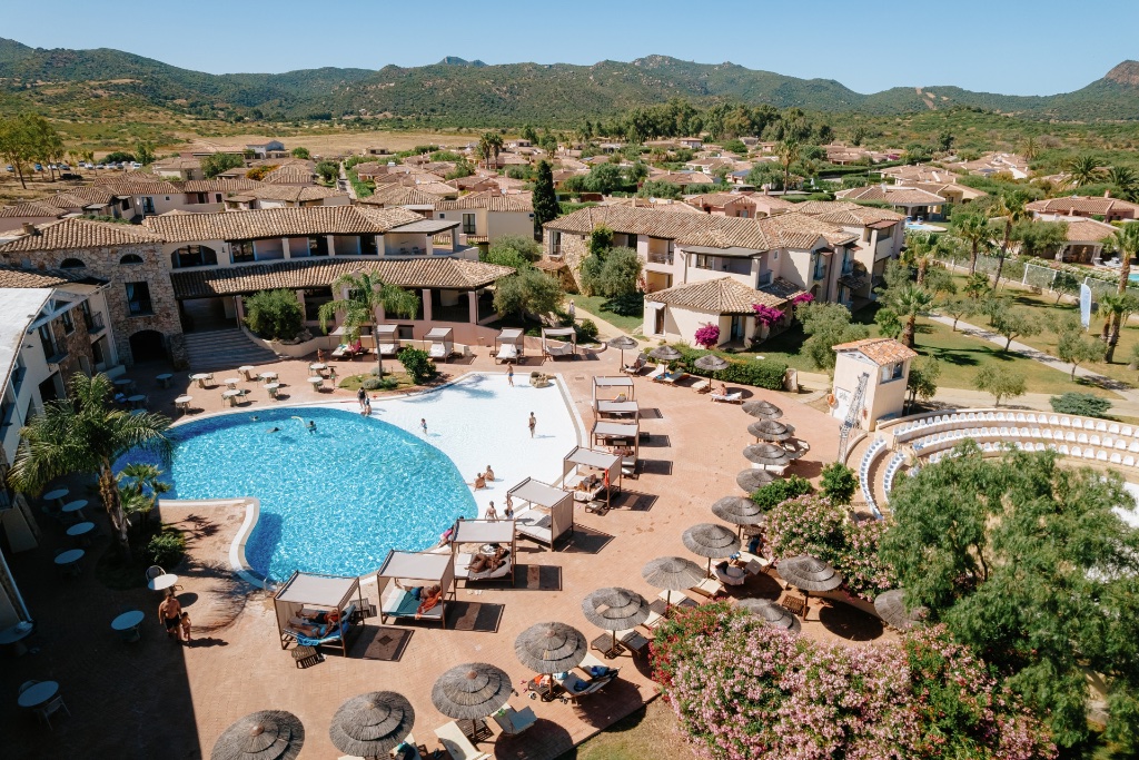 EOS Village 6