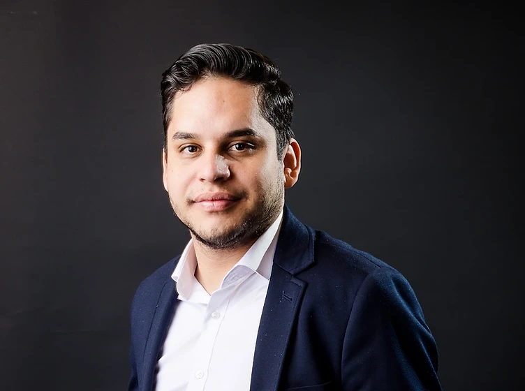 Tcharles Souza, especialista em cultura e processo comercial