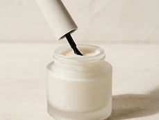 Builder Gel Milky White - Gel Constructie Alb Laptos - articol blog manichiura
