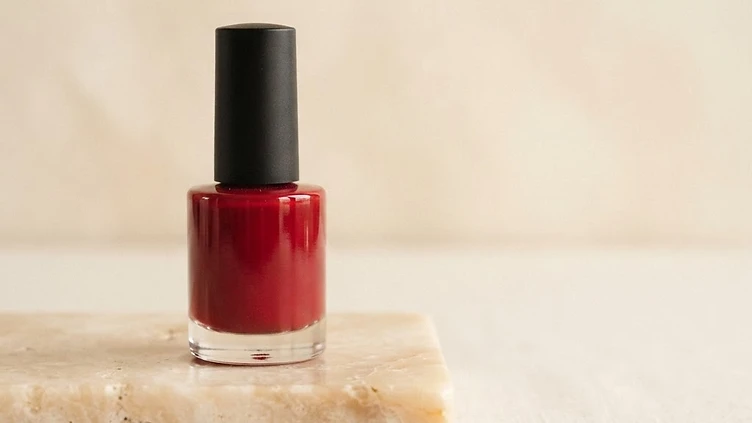 SensoPRO Milano Ciao Collection Red: Ghid de Cumparare si Pret - ghid manichiura profesionala Vernis Architect SensoPRO Milano Ciao Collection Red: Ghid de Cumparare si Pret - ghid manichiura profesionala Vernis Architect