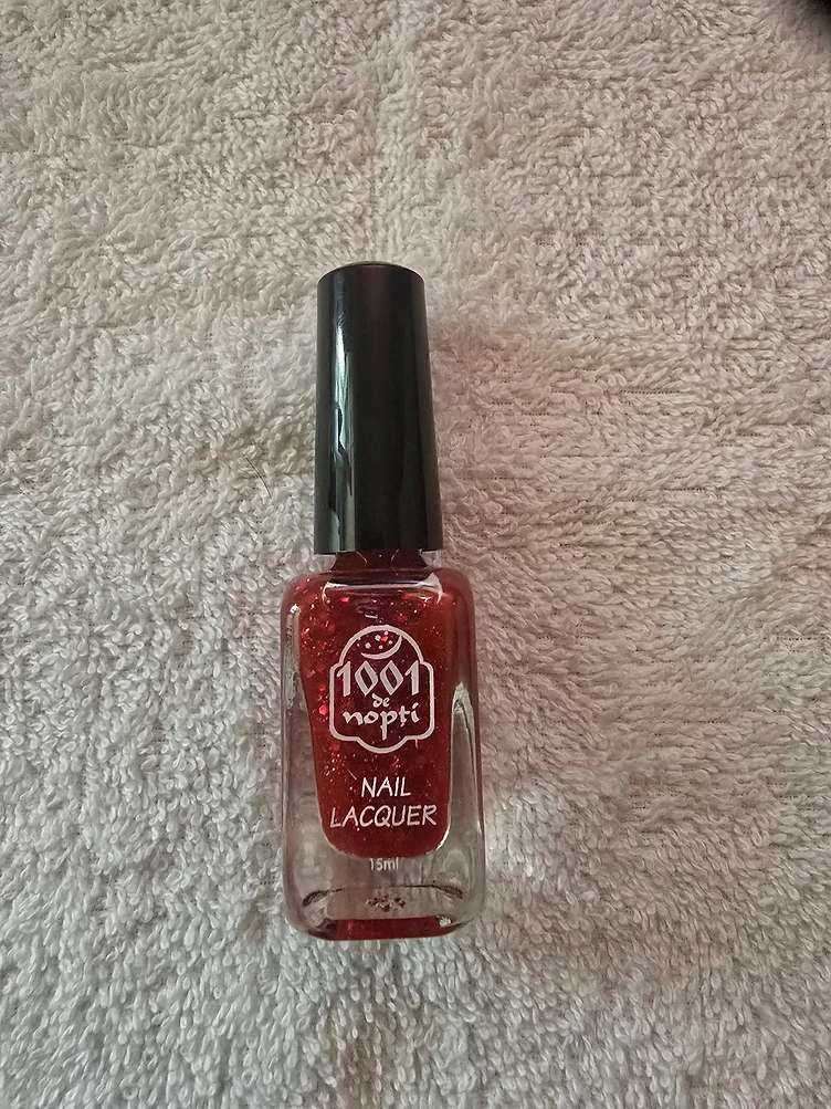 Oja 1001 de Nopti Rosu cu Sclipici Fin 15ml Rosu cu Sclipici Fin - Cromatica Rapida produs manichiura profesionala