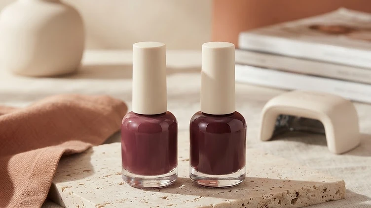 Oja Semipermanenta Fara Lampa: Merita? Alternative Rapide - ghid manichiura profesionala Vernis Architect