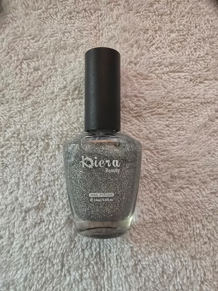 Oja Kiera Beauty Argintiu cu Sclipici 16ml Argintiu cu Sclipici - Cromatica Rapida produs manichiura profesionala