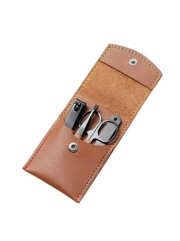 Trusa Manichiura Compacta Piele Maro 4 Piese Maro Camel - Set 4 Instrumente Calatorie - Atelier de Unghii produs manichiura profesionala