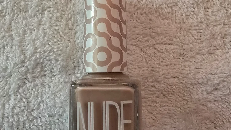 Oja Pastel Nude Bej - Recenzie si Pareri - ghid manichiura profesionala Vernis Architect