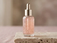 SensoPRO Shimmer Rubber Base Pink Gold: Ghid de Cumparare - articol blog manichiura profesionala