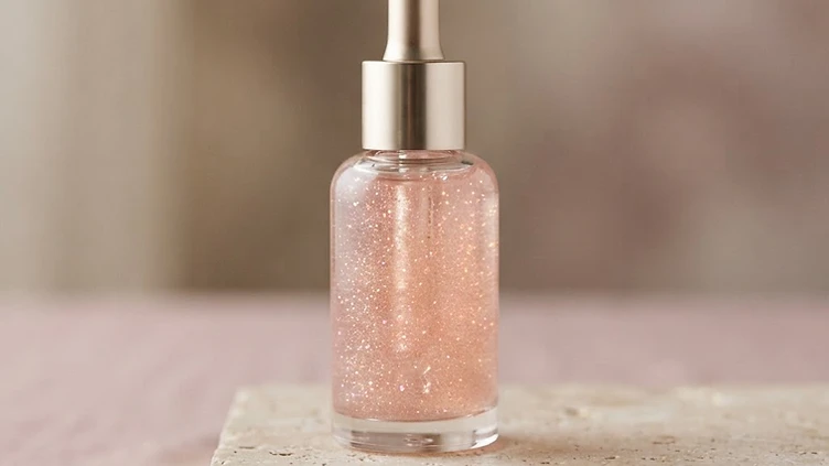 SensoPRO Shimmer Rubber Base Pink Gold: Ghid de Cumparare - ghid manichiura profesionala Vernis Architect SensoPRO Shimmer Rubber Base Pink Gold: Ghid de Cumparare - ghid manichiura profesionala Vernis Architect