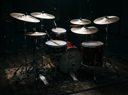 Professional drum kit in the teaching studio at Beat It Drum School Glasgow