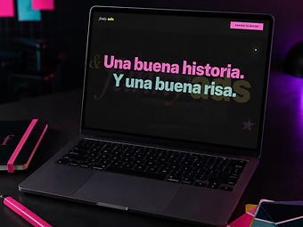 Funky Ads, montado en laptop