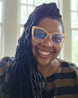 Kia, founder of Align & Abroad