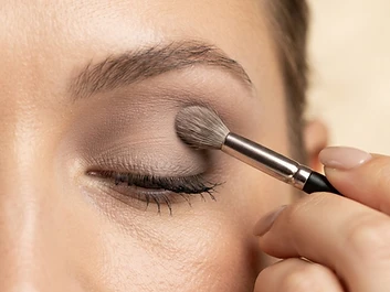 Taupe blended into the crease
