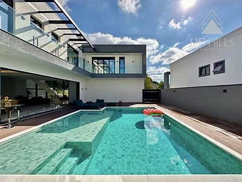 Área de Piscina