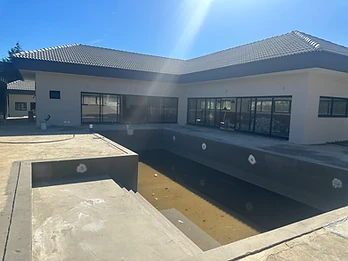 Residência com Piscina