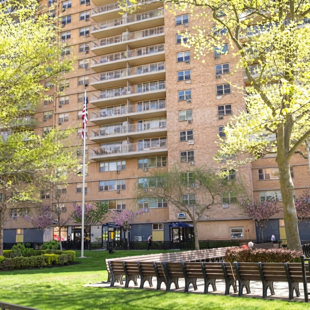 Trump Village Section 3 courtyard